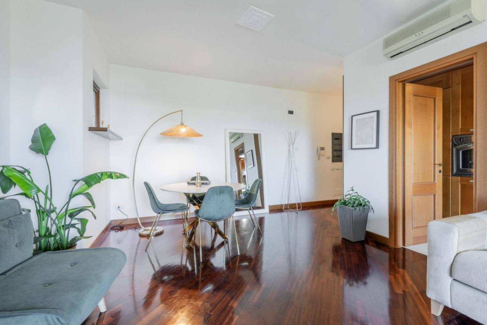 Luxury Boutique Apartment Fiumicino Extérieur photo